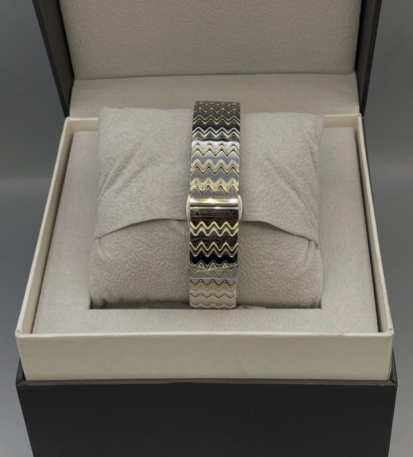Missoni M1 Bracelet Watch – Swiss Made quartz precision. - Image 3